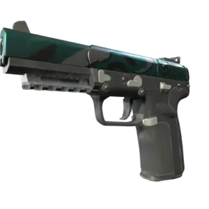 Five-SeveN | Fowl Play (Battle-Scarred)